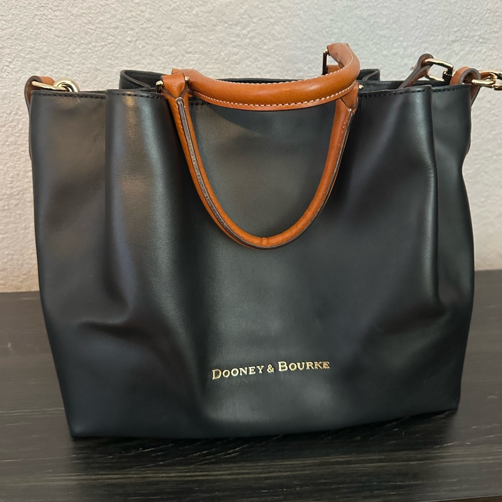 Dooney & Bourke Black Leather w/ Tan Details Convertible Tote Crossbody Handbag